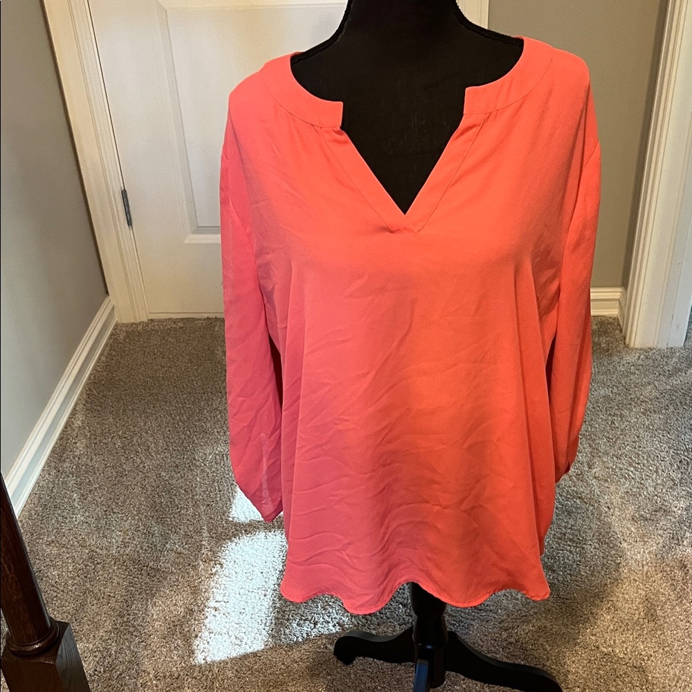 Chaus Coral Pink Blouse Women’s Roll Tab Sleeve High Low Hem Lightweight Top - Picture 2 of 10